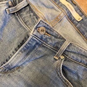 Levi’s 711 Skinny 31x30